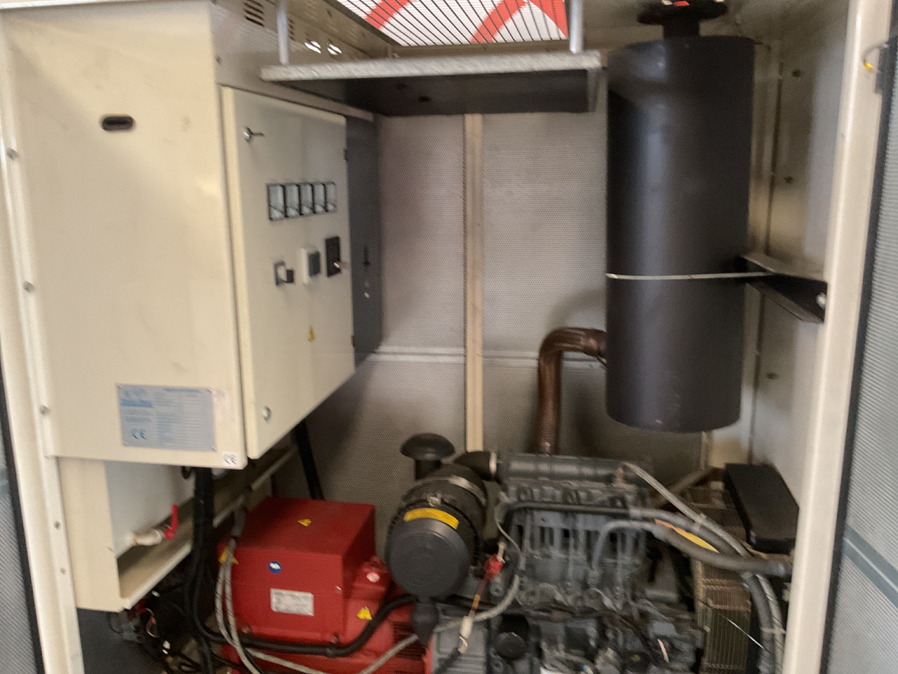 Deutz F3M1011F, 45KVA generatorset. Like brand new. Low standby hours - Електричний генератор: фото 2 Deutz F3M1011F, 45KVA generatorset. Like brand new. Low standby hours - Електричний генератор: фото 2