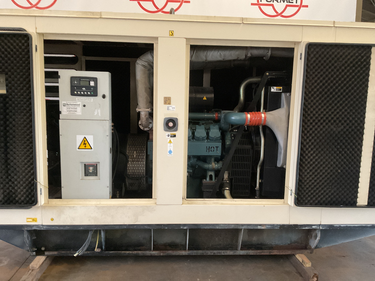 Doosan P158LE, 415KVA generatorset. Like brand new, low hours and complete - Електричний генератор: фото 2 Doosan P158LE, 415KVA generatorset. Like brand new, low hours and complete - Електричний генератор: фото 2