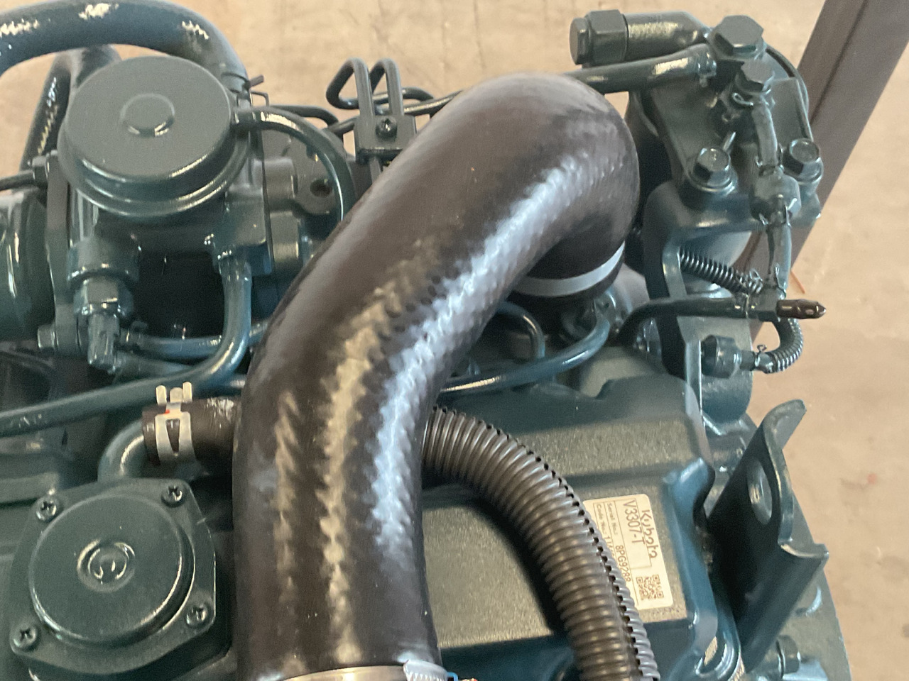 Kubota V3307 Di-T - Двигун: фото 4 Kubota V3307 Di-T - Двигун: фото 4