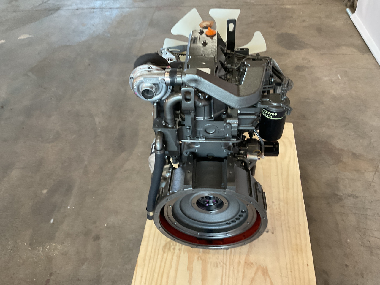 Yanmar 4TN106T - Двигун: фото 4 Yanmar 4TN106T - Двигун: фото 4