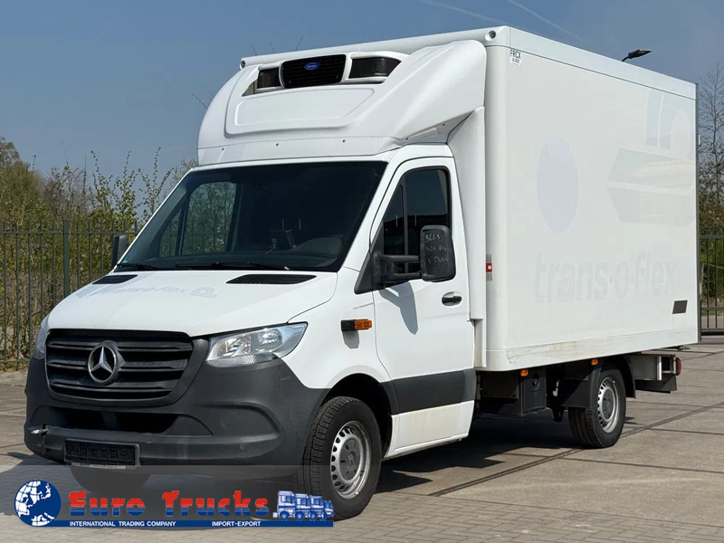 Mercedes-Benz Sprinter 316 Gearbox problems - Фургон-рефрижератор: фото 1 Mercedes-Benz Sprinter 316 Gearbox problems - Фургон-рефрижератор: фото 1