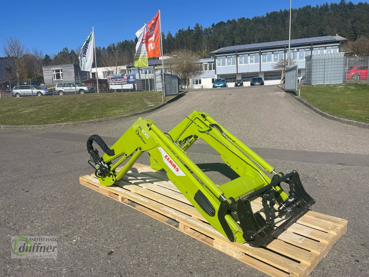 CLAAS FL 100 - Фронтальний навантажувач для трактора: фото 1 CLAAS FL 100 - Фронтальний навантажувач для трактора: фото 1
