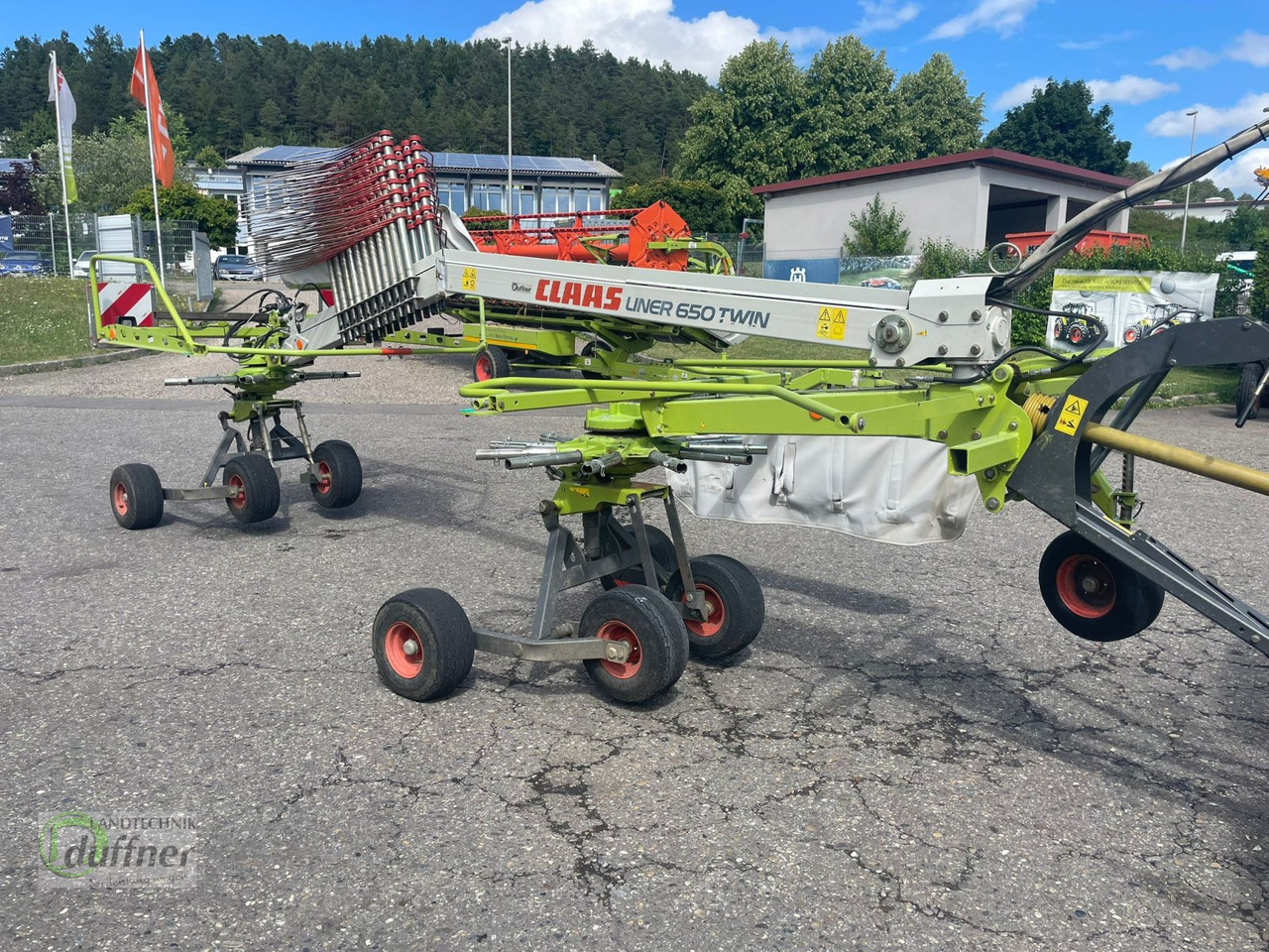 CLAAS Liner 650 Twin - Сіноворушилка: фото 1 CLAAS Liner 650 Twin - Сіноворушилка: фото 1