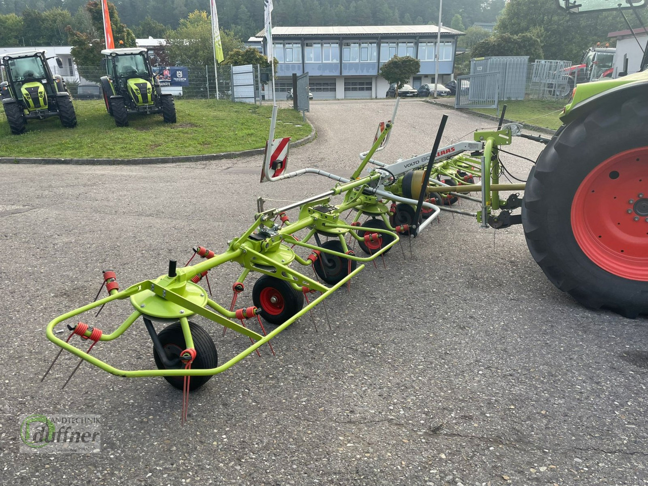 CLAAS Volto 80 - Сіноворушилка: фото 1 CLAAS Volto 80 - Сіноворушилка: фото 1