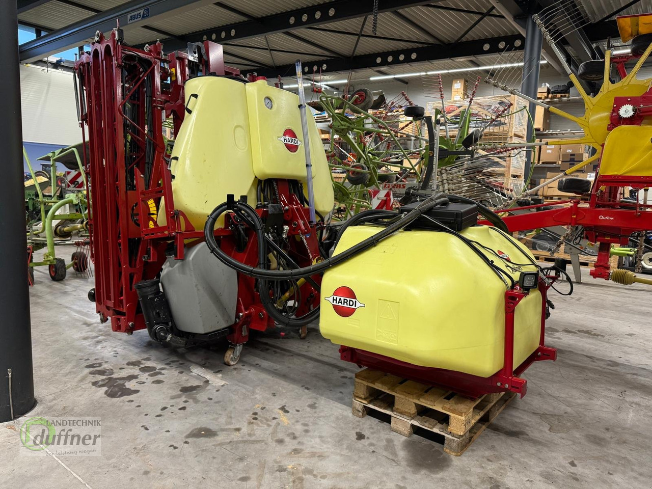 Hardi Mega 12 1200 Smart ISOBUS - Обприскувач причіпний: фото 2 Hardi Mega 12 1200 Smart ISOBUS - Обприскувач причіпний: фото 2