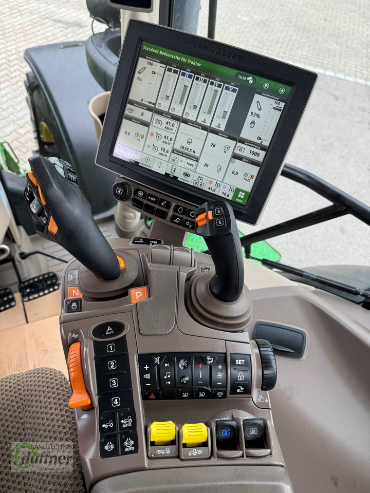 Трактор John Deere 6R 250: фото 20