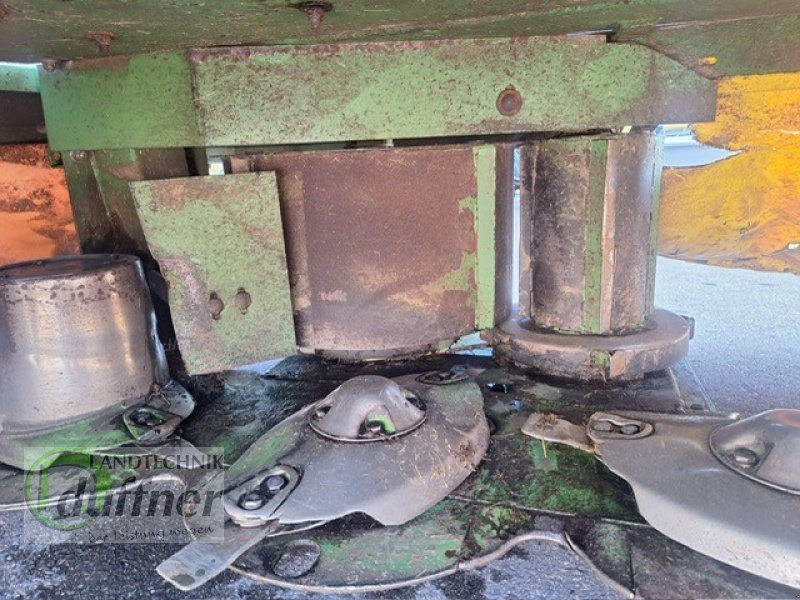 Krone Easy Cut 32 P - Косарка: фото 5 Krone Easy Cut 32 P - Косарка: фото 5