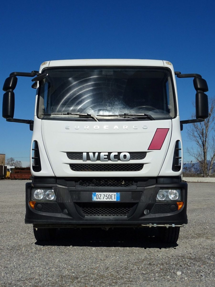 IVECO EUROCARGO 150E22 - Підмітально-прибиральна машина: фото 5 IVECO EUROCARGO 150E22 - Підмітально-прибиральна машина: фото 5