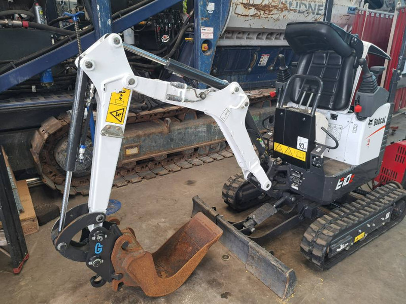 Bobcat E 10z - Міні-екскаватор: фото 2 Bobcat E 10z - Міні-екскаватор: фото 2