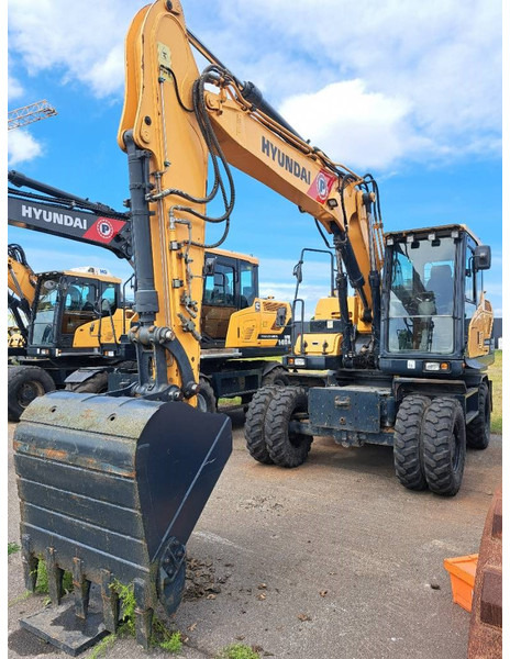 Hyundai HW140 - Колісний екскаватор: фото 4 Hyundai HW140 - Колісний екскаватор: фото 4