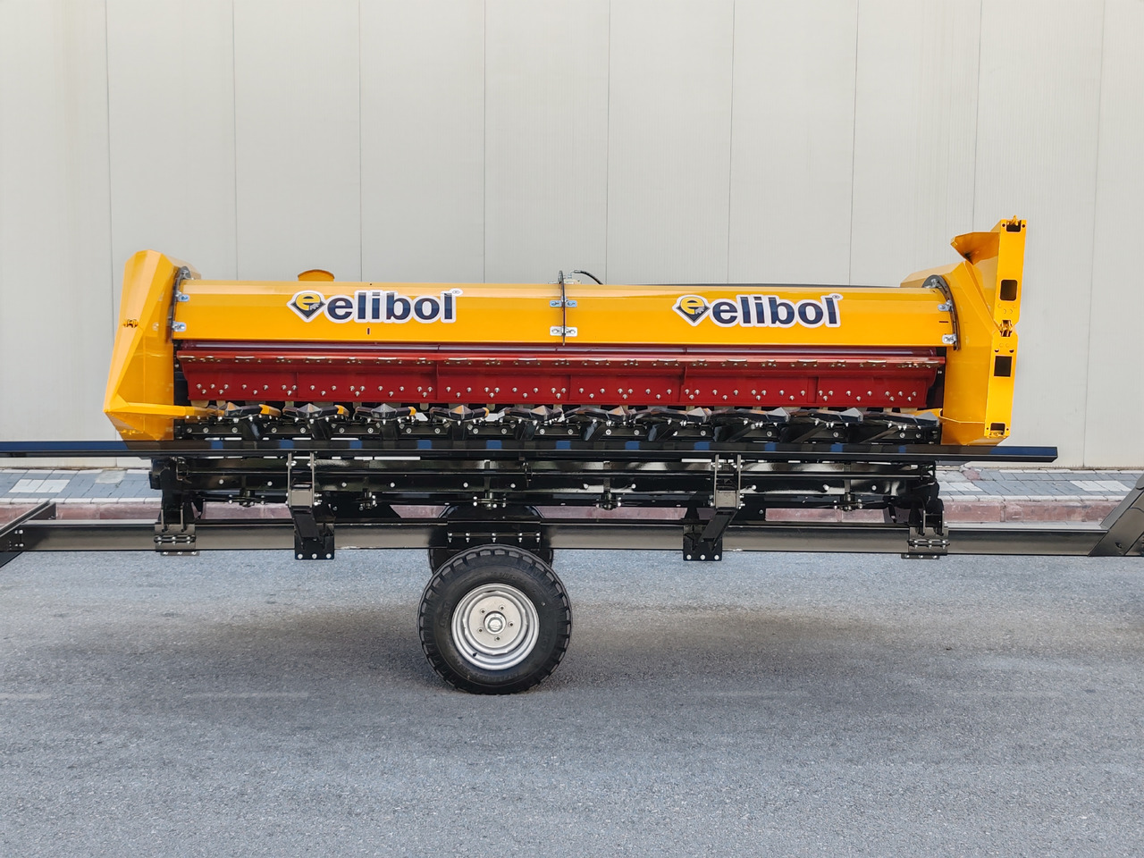 ELİBOL FREESUN 410+ SUNFLOWER HEADER - Жниварка для соняшника: фото 1 ELİBOL FREESUN 410+ SUNFLOWER HEADER - Жниварка для соняшника: фото 1