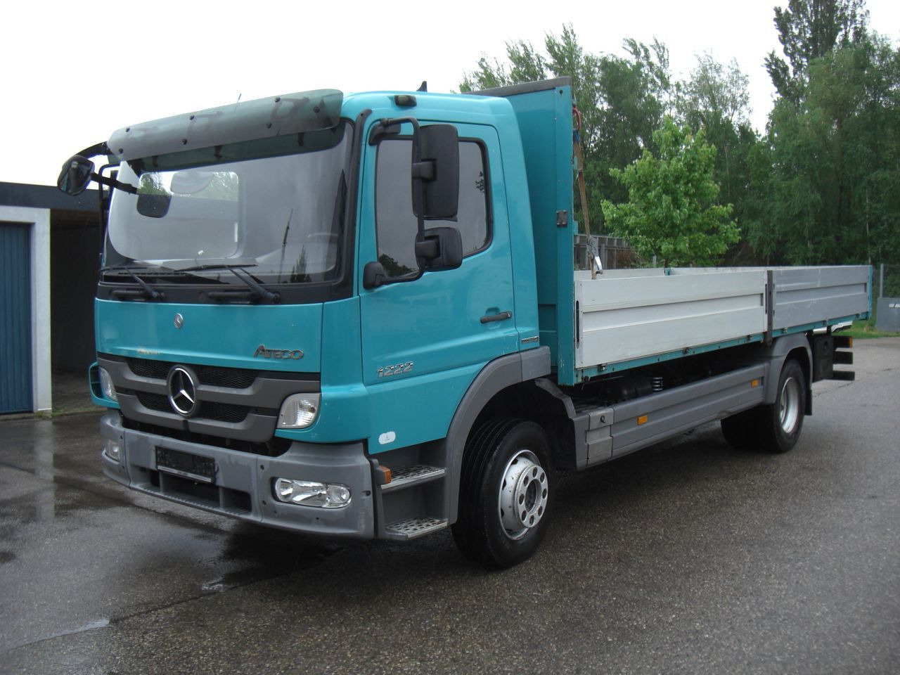 Mercedes-Benz 1222 Atego - Бортова вантажівка/ Платформа: фото 1 Mercedes-Benz 1222 Atego - Бортова вантажівка/ Платформа: фото 1