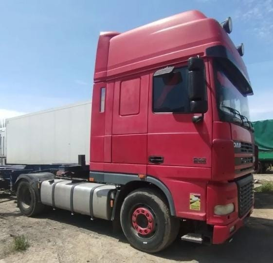 DAF XF - Тягач: фото 3 DAF XF - Тягач: фото 3