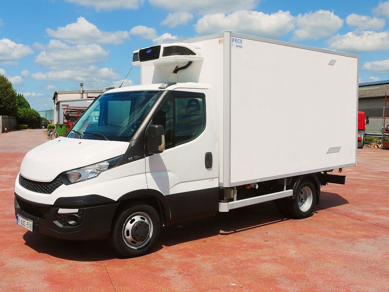 Iveco 35C13 DAILY KUHLKOFFER CARRIER PULSOR 400 AIRCO - Фургон-рефрижератор: фото 4 Iveco 35C13 DAILY KUHLKOFFER CARRIER PULSOR 400 AIRCO - Фургон-рефрижератор: фото 4