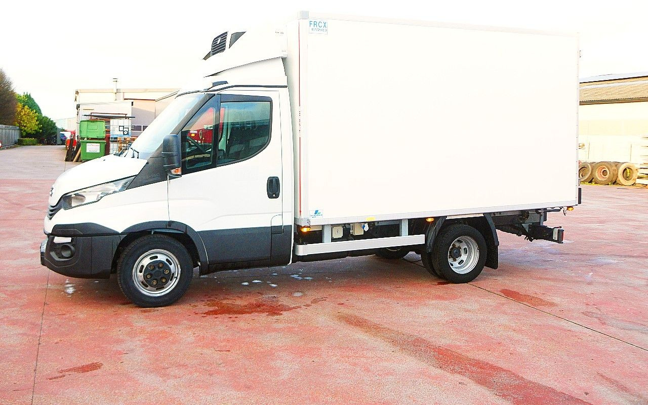 Iveco 35C14 DAILY KUHLKOFFER CARRIER PULSOR 500 171tk - Фургон-рефрижератор: фото 4 Iveco 35C14 DAILY KUHLKOFFER CARRIER PULSOR 500 171tk - Фургон-рефрижератор: фото 4