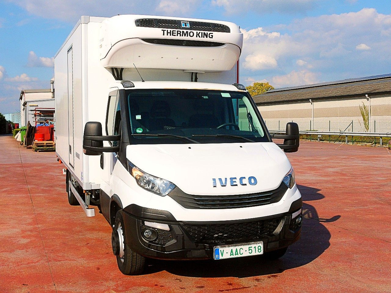 Iveco 72C21 70 65 DAILY THERMOKING T800 A/C LBW LUFT - Фургон-рефрижератор: фото 1 Iveco 72C21 70 65 DAILY THERMOKING T800 A/C LBW LUFT - Фургон-рефрижератор: фото 1