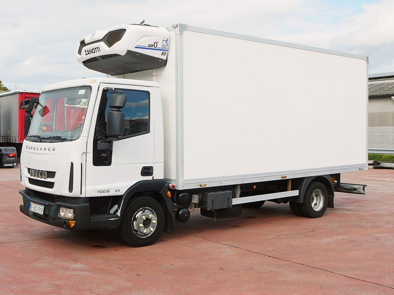Iveco 75E16 EUROCARGO KUHOKOFFER ZANOTTI -30C Iveco 75E16 EUROCARGO KUHOKOFFER ZANOTTI -30C - Рефрижератор вантажівка: фото 3 Iveco 75E16 EUROCARGO KUHOKOFFER ZANOTTI -30C Iveco 75E16 EUROCARGO KUHOKOFFER ZANOTTI -30C - Рефрижератор вантажівка: фото 3