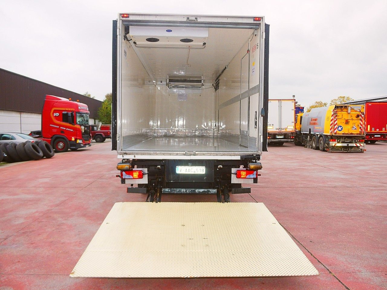 Рефрижератор вантажівка MAN TGM 18 250 CHEREAU CARRIER SUPR 1250 MULTi: фото 9 Рефрижератор вантажівка MAN TGM 18 250 CHEREAU CARRIER SUPR 1250 MULTi: фото 9