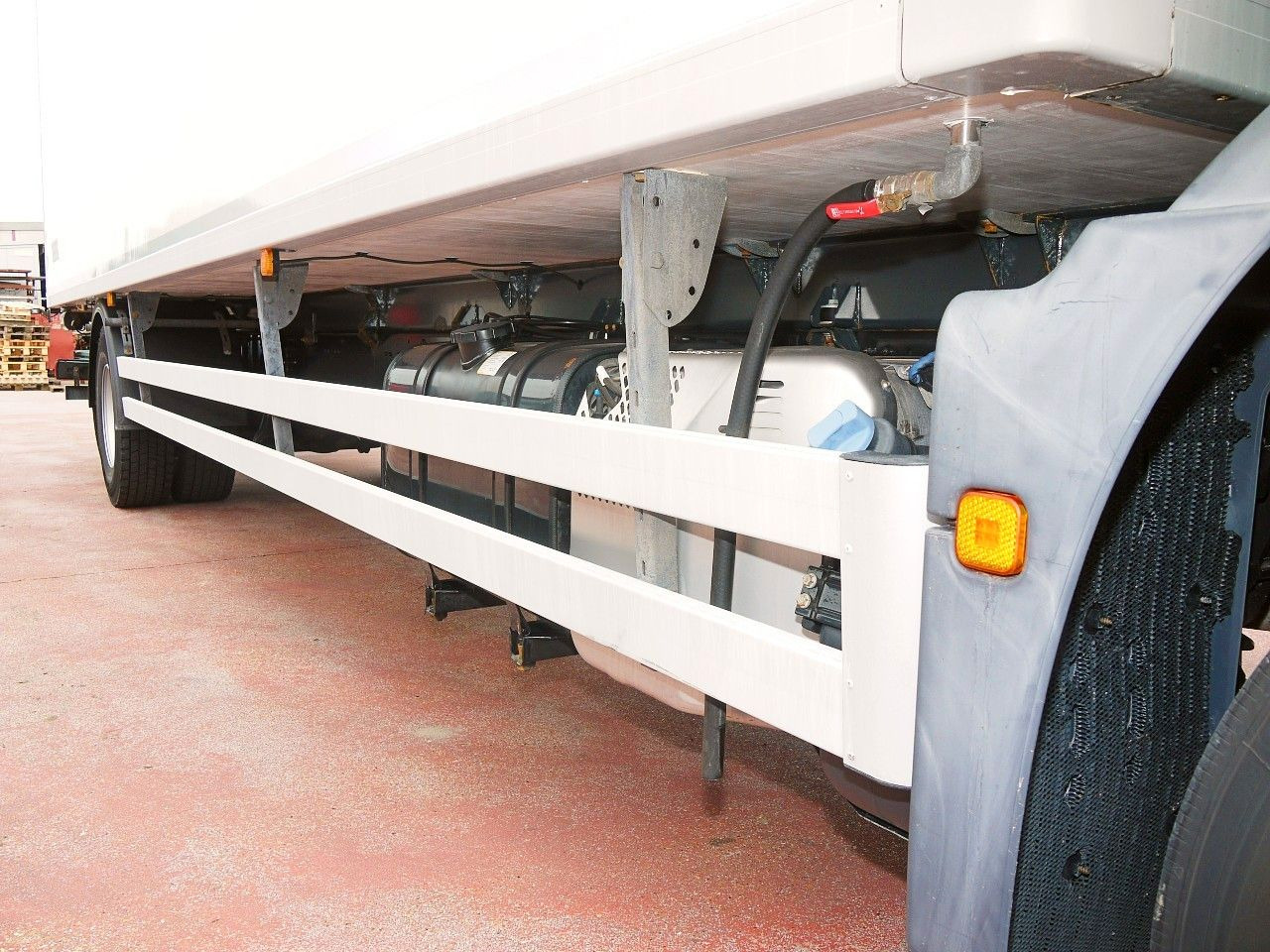 Рефрижератор вантажівка MAN TGM 18.250 KUHLKOFFER THERMOKING V800 MT A/C: фото 16 Рефрижератор вантажівка MAN TGM 18.250 KUHLKOFFER THERMOKING V800 MT A/C: фото 16