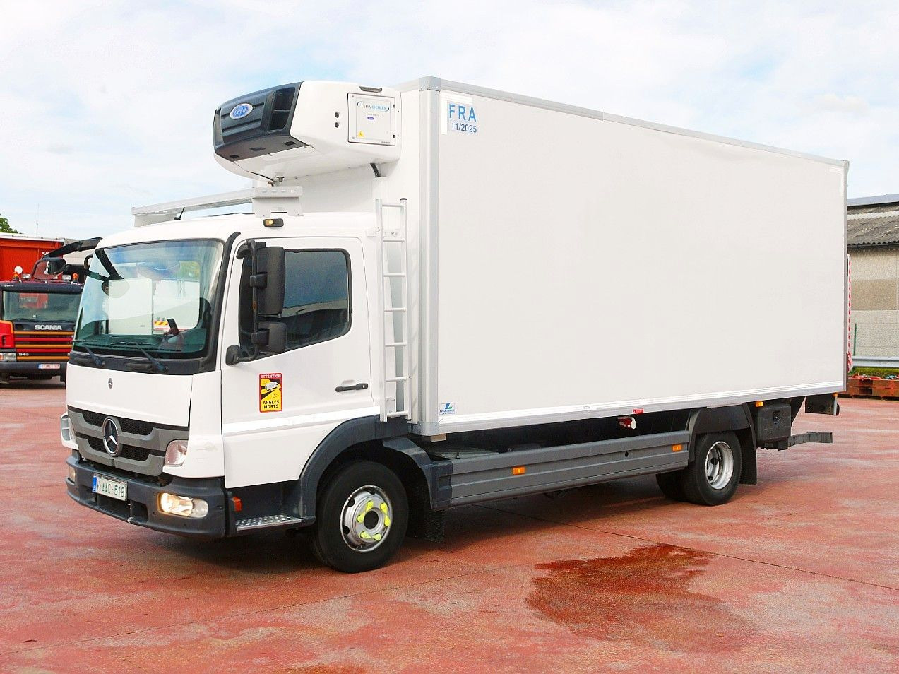 Mercedes-Benz 1018 ATEGO KUHLKOFFER CARRIER SUPRA 550 LBW - Рефрижератор вантажівка: фото 4 Mercedes-Benz 1018 ATEGO KUHLKOFFER CARRIER SUPRA 550 LBW - Рефрижератор вантажівка: фото 4