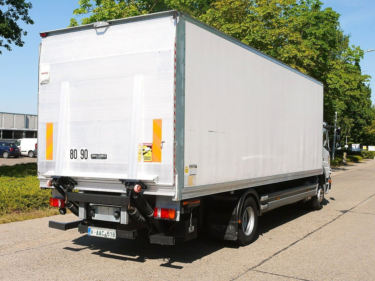 Mercedes-Benz 1318 ATEGO MEUBEL KOFFER LBW MANUAL LUFTFEDERNG - Вантажівка з закритим кузовом: фото 5 Mercedes-Benz 1318 ATEGO MEUBEL KOFFER LBW MANUAL LUFTFEDERNG - Вантажівка з закритим кузовом: фото 5