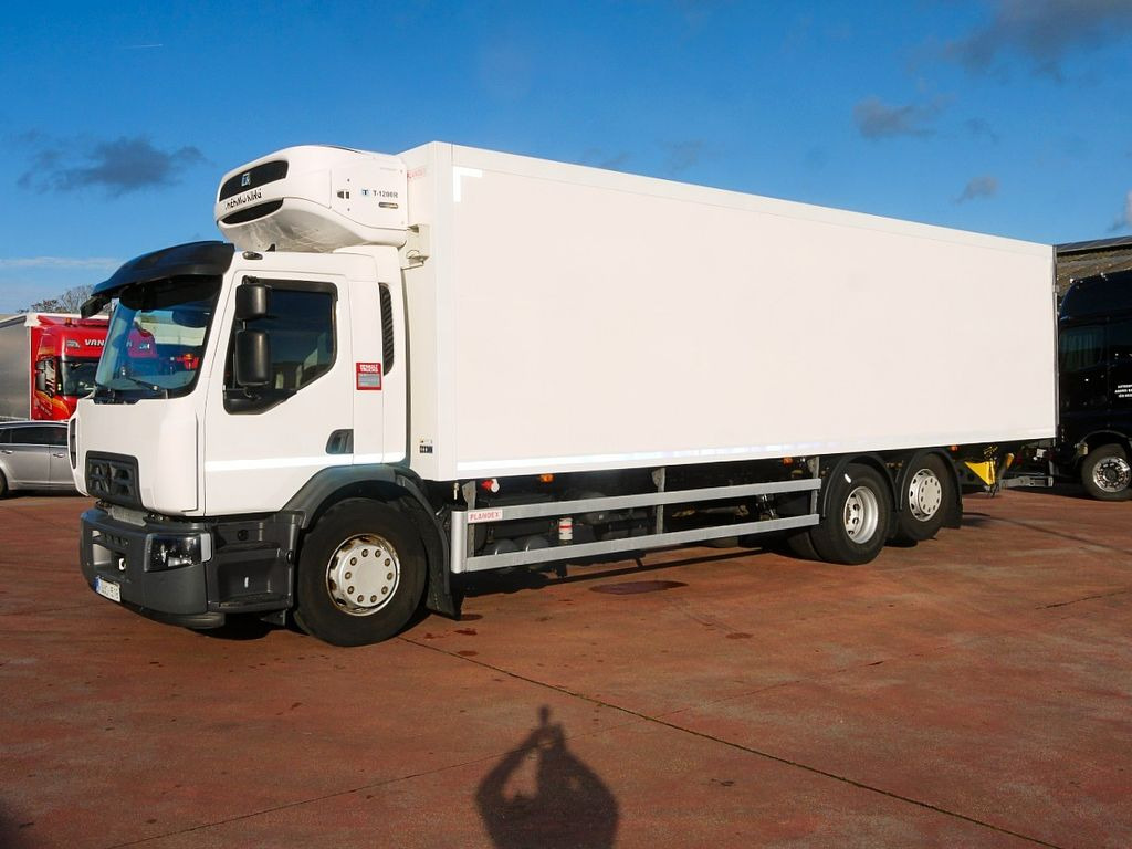 Renault 26.320 D KUHLKOFFER THERMOKING MT T1200 6X2 A/C Renault 26 320 D KUHLKOFFER THERMOKING MT T1200 6X2 A/C - Рефрижератор вантажівка: фото 4 Renault 26.320 D KUHLKOFFER THERMOKING MT T1200 6X2 A/C Renault 26 320 D KUHLKOFFER THERMOKING MT T1200 6X2 A/C - Рефрижератор вантажівка: фото 4