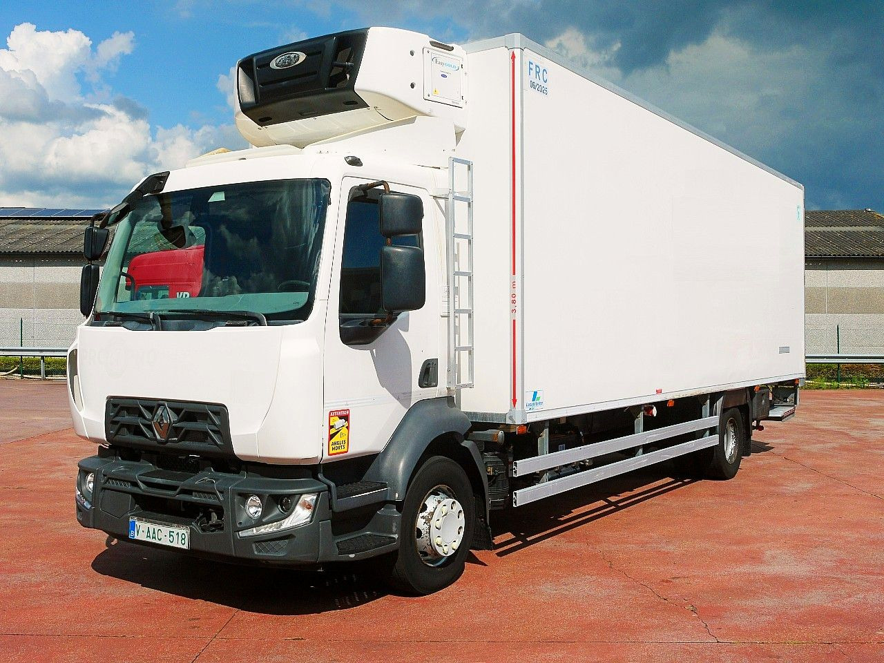 Renault D 16 250 KUHLKOFER CARRIER SUPRA 850 / KLIMA A/C - Рефрижератор вантажівка: фото 4 Renault D 16 250 KUHLKOFER CARRIER SUPRA 850 / KLIMA A/C - Рефрижератор вантажівка: фото 4