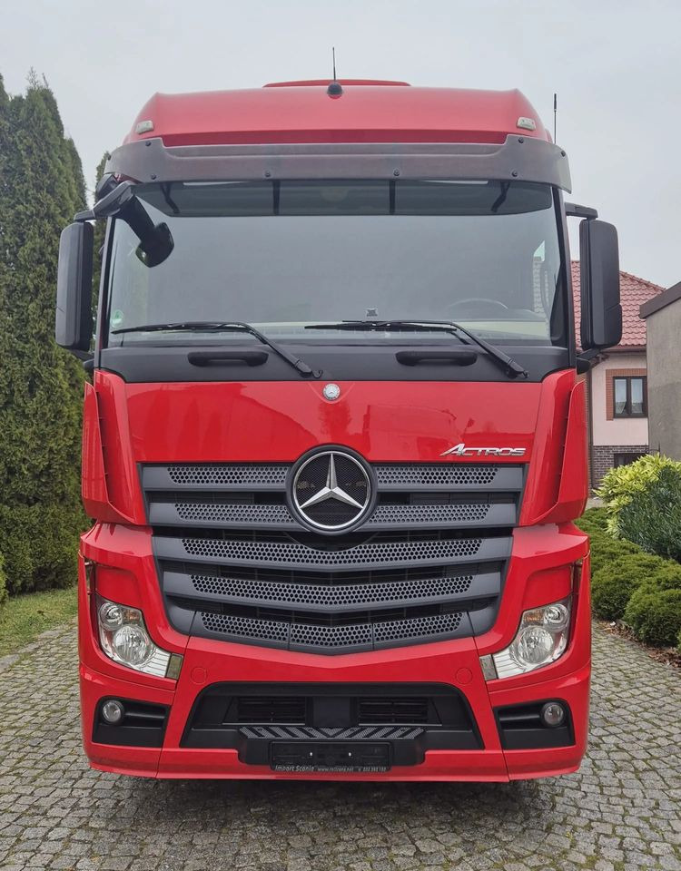 Mercedes-Benz 1845 - Тягач: фото 2 Mercedes-Benz 1845 - Тягач: фото 2