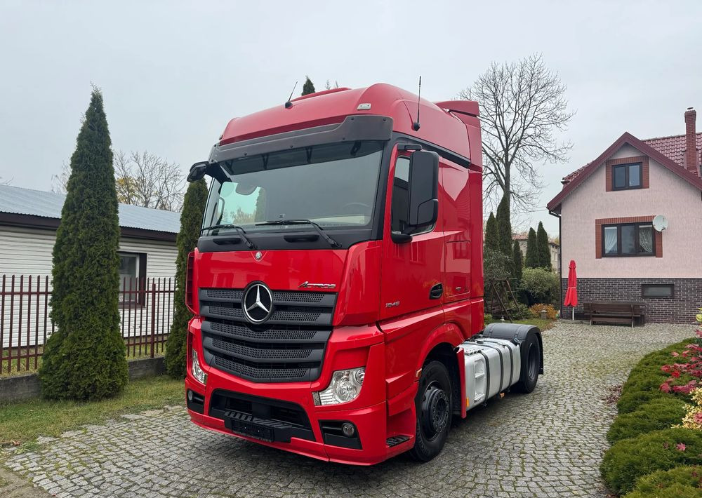 Mercedes-Benz 1845 - Тягач: фото 1 Mercedes-Benz 1845 - Тягач: фото 1