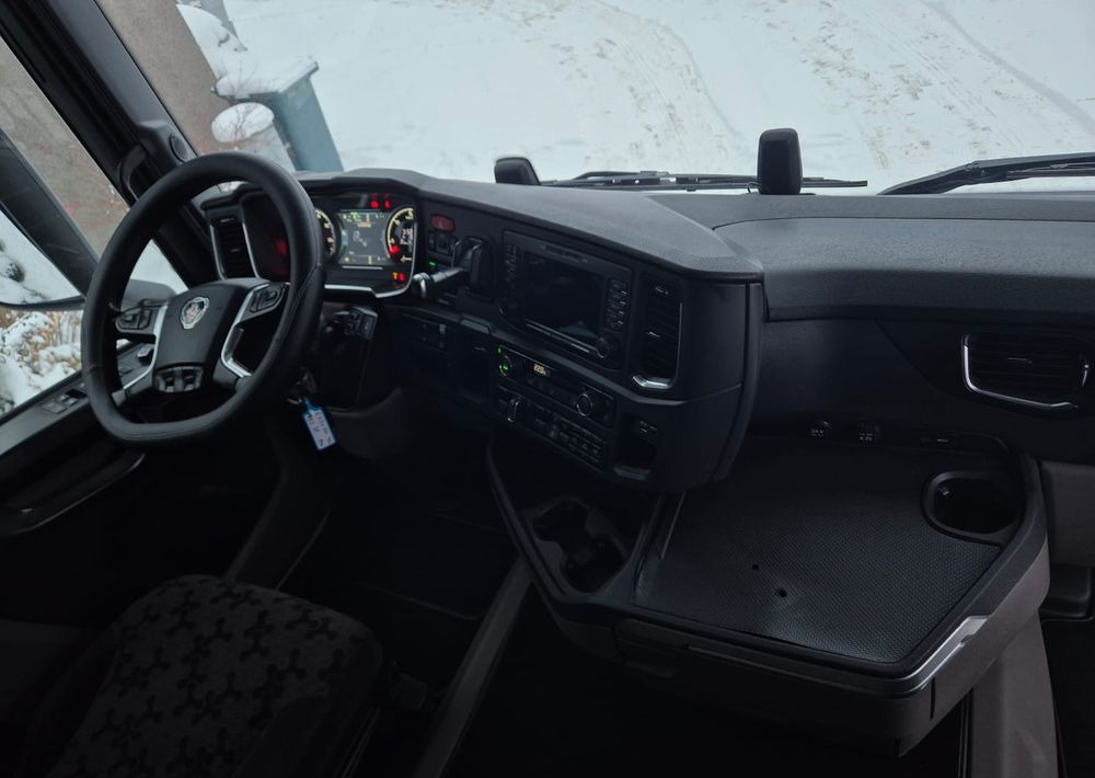 Тягач Scania R450: фото 28