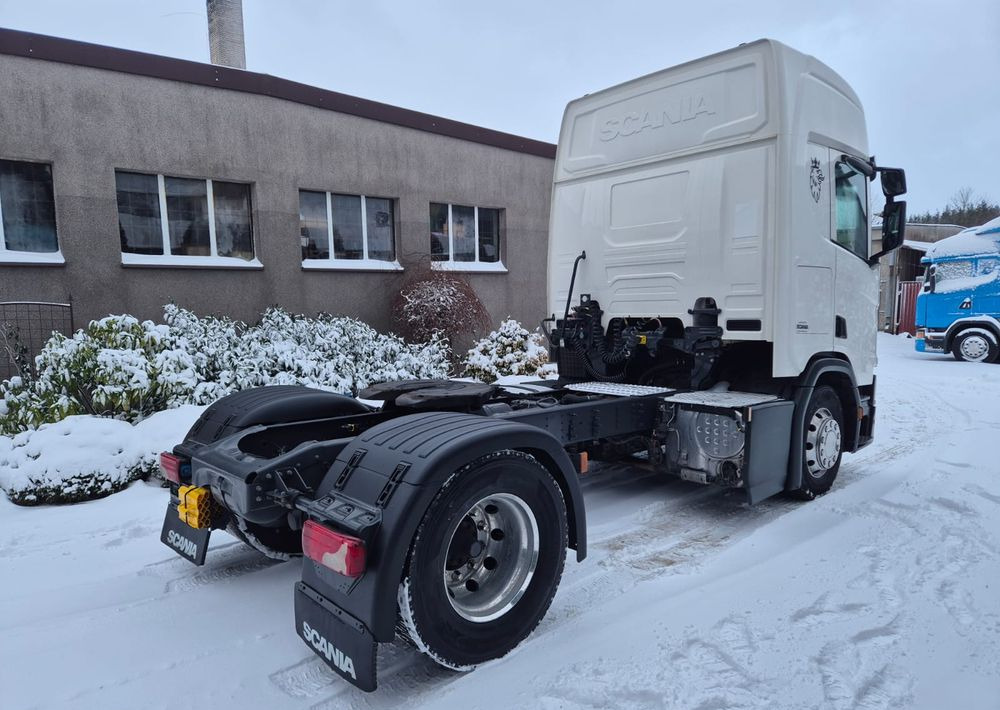 Тягач Scania R450: фото 6