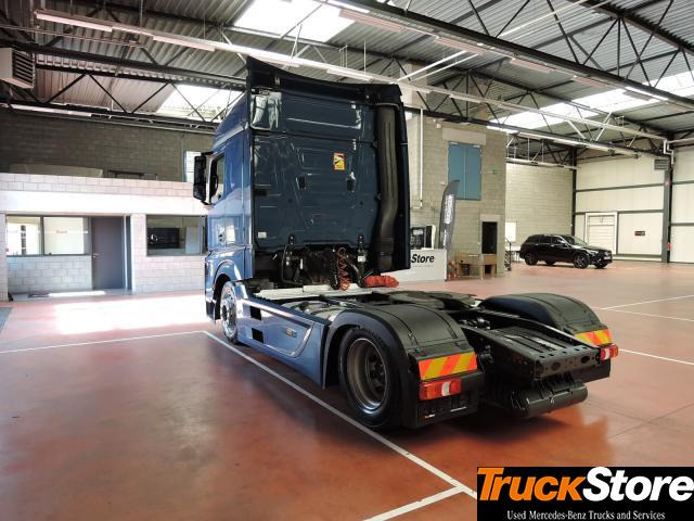 Mercedes-Benz Actros 1845 LS nRL - Тягач: фото 5 Mercedes-Benz Actros 1845 LS nRL - Тягач: фото 5