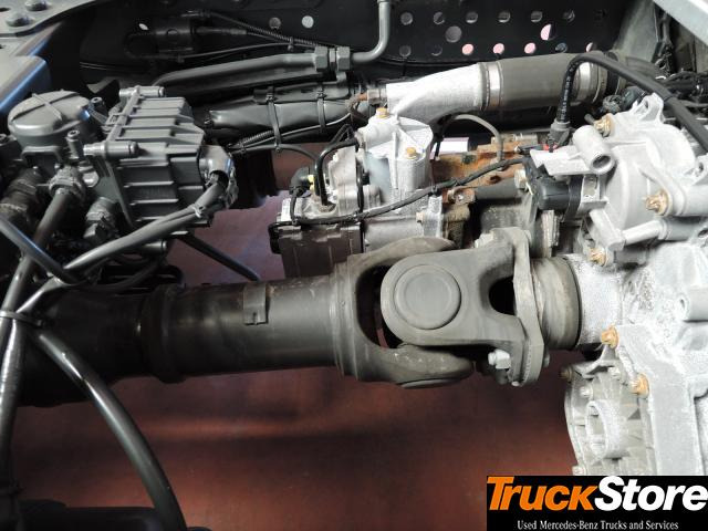 Mercedes-Benz Actros 1845 LS nRL - Тягач: фото 2 Mercedes-Benz Actros 1845 LS nRL - Тягач: фото 2