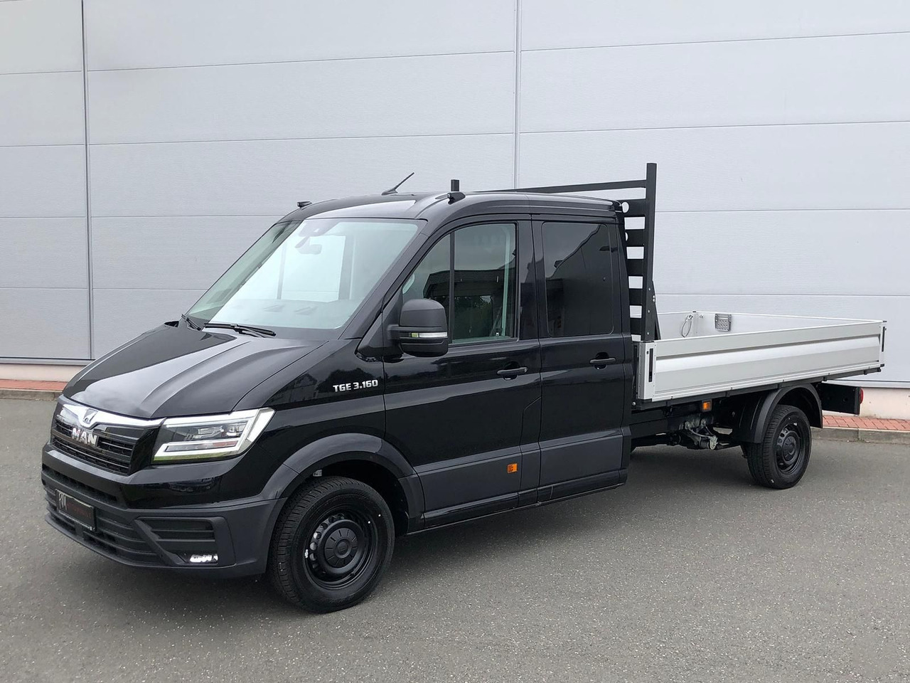 MAN TGE 3.160 Pritsche DOKA LR HECK AHK 3.5t ACC NAV - Легковий автомобіль: фото 1 MAN TGE 3.160 Pritsche DOKA LR HECK AHK 3.5t ACC NAV - Легковий автомобіль: фото 1