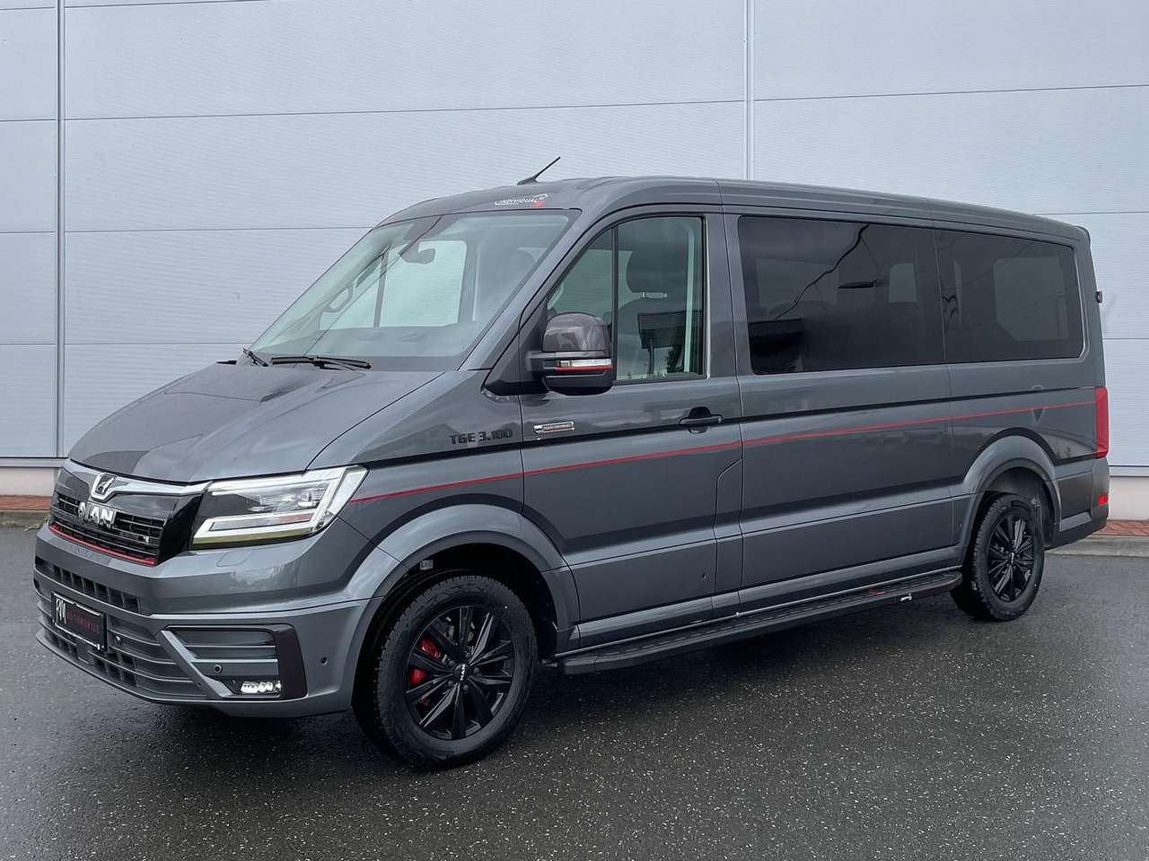MAN TGE 3.180 Kombi L3H2 4x4 INDIVIDUAL S LED ACC - Легковий автомобіль: фото 1 MAN TGE 3.180 Kombi L3H2 4x4 INDIVIDUAL S LED ACC - Легковий автомобіль: фото 1
