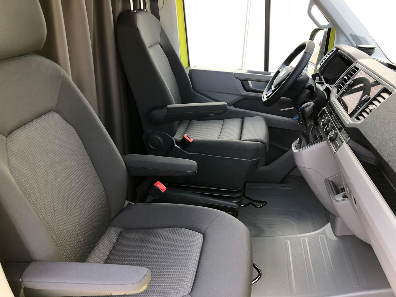 Суцільнометалевий фургон MAN TGE 3.180 L3H2 BF 4 BEGLEITFAHRZEUG ACC LED NAVI: фото 27 Суцільнометалевий фургон MAN TGE 3.180 L3H2 BF 4 BEGLEITFAHRZEUG ACC LED NAVI: фото 27