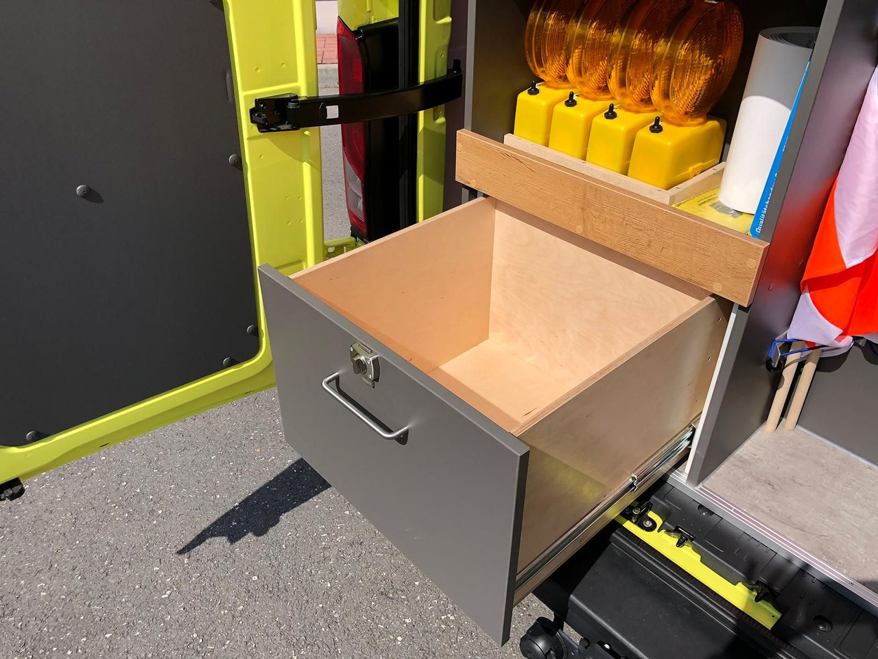 Суцільнометалевий фургон MAN TGE 3.180 L3H2 BF 4 BEGLEITFAHRZEUG ACC LED NAVI: фото 17 Суцільнометалевий фургон MAN TGE 3.180 L3H2 BF 4 BEGLEITFAHRZEUG ACC LED NAVI: фото 17