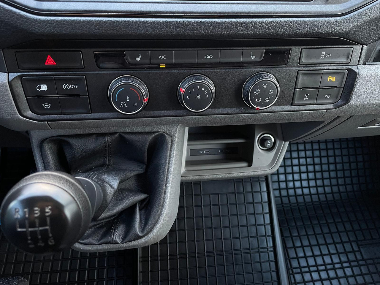 Легковий автомобіль MAN TGE 3.180 L3H3 Kasten 4x4 DIFF NAV ACC STANDH: фото 17