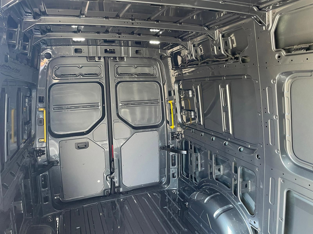 Легковий автомобіль MAN TGE 3.180 L3H3 MIXTO STANDHZ ACC NAVI KAMERA: фото 10