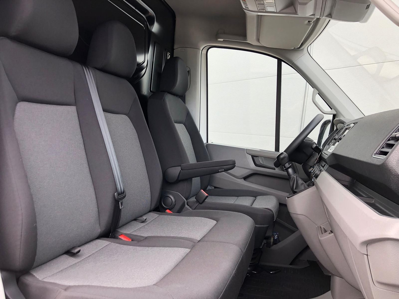 Новий Суцільнометалевий фургон Volkswagen Crafter Kasten 35 L3H2 4MOTION LED PDC: фото 19
