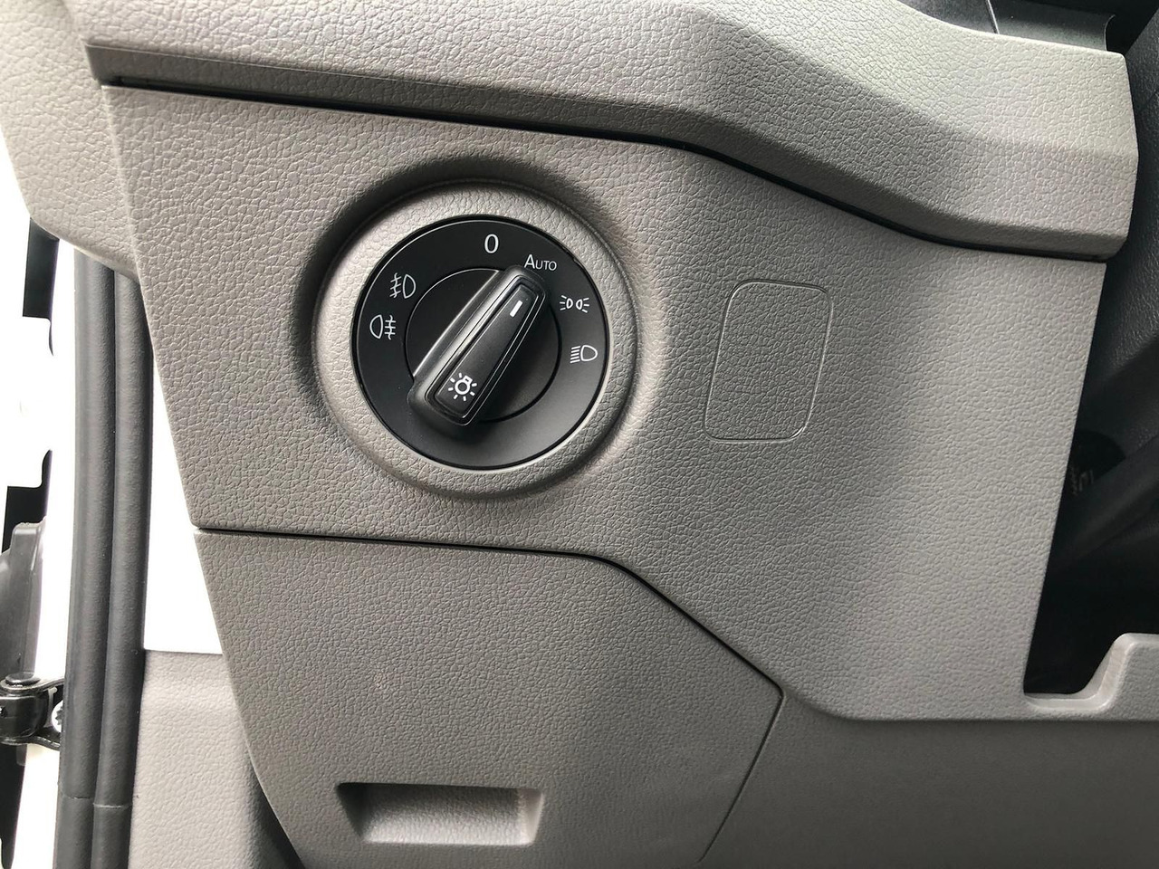 Новий Суцільнометалевий фургон Volkswagen Crafter Kasten 35 L3H2 4MOTION LED PDC: фото 27