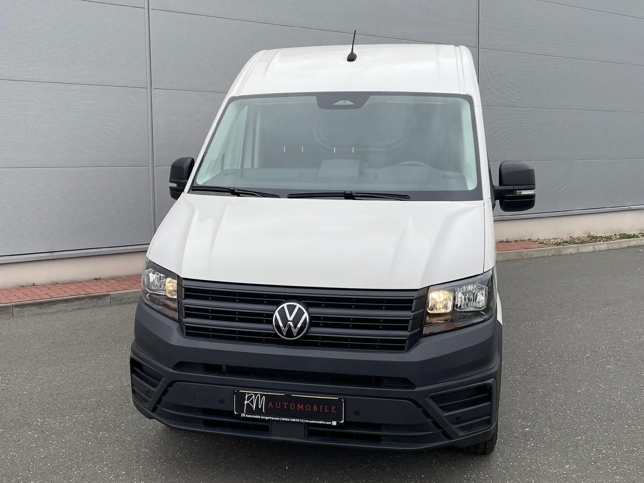 Volkswagen Crafter Kasten 35 L3H3 KAMERA SITZHZ DAB - Суцільнометалевий фургон: фото 4 Volkswagen Crafter Kasten 35 L3H3 KAMERA SITZHZ DAB - Суцільнометалевий фургон: фото 4