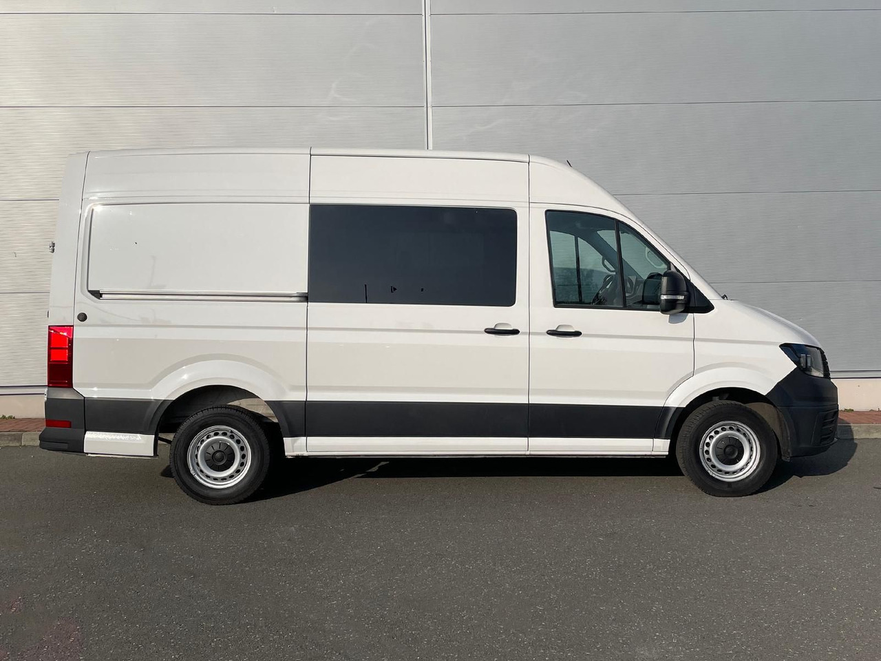 Volkswagen Crafter MIXTO 35 L3H3 KAMERA SITZHZ DAB - Суцільнометалевий фургон, Вантажопасажирський фургон: фото 5 Volkswagen Crafter MIXTO 35 L3H3 KAMERA SITZHZ DAB - Суцільнометалевий фургон, Вантажопасажирський фургон: фото 5