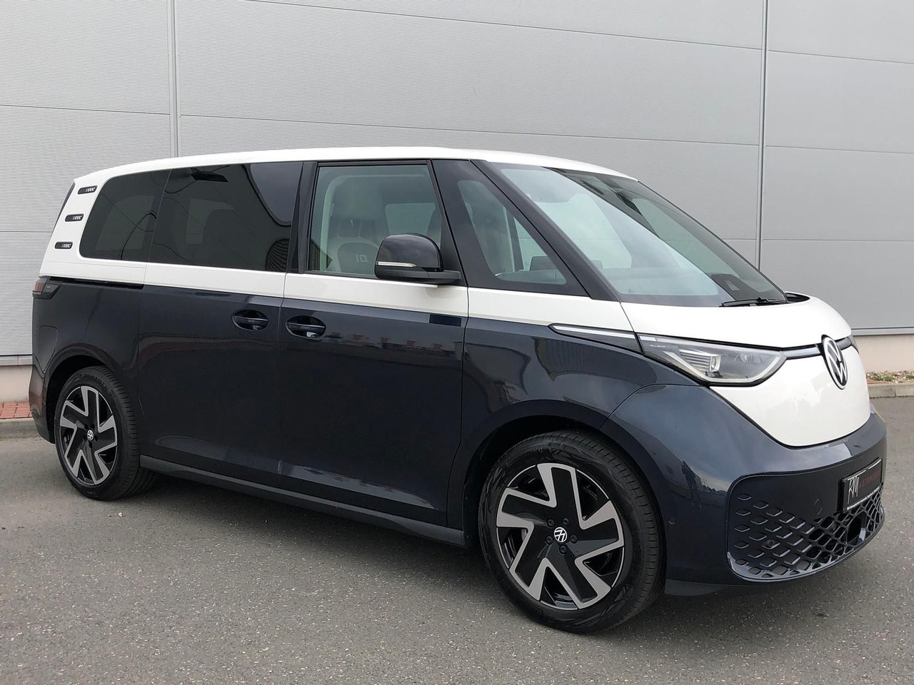 Volkswagen ID. Buzz 150 kW Pro AHK ACC MATRIX LED KEYLESS - Мікроавтобус, Електробус: фото 2 Volkswagen ID. Buzz 150 kW Pro AHK ACC MATRIX LED KEYLESS - Мікроавтобус, Електробус: фото 2