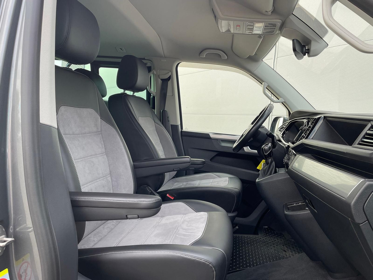 Пасажирський фургон Volkswagen T6.1 Multivan Comfortline 4M ACC KAMERA SITZHZ: фото 26