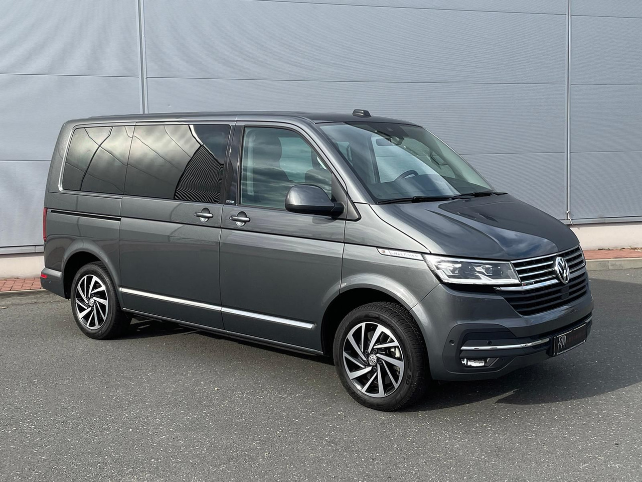 Volkswagen T6.1 Multivan Comfortline 4M ACC KAMERA SITZHZ - Пасажирський фургон: фото 2 Volkswagen T6.1 Multivan Comfortline 4M ACC KAMERA SITZHZ - Пасажирський фургон: фото 2