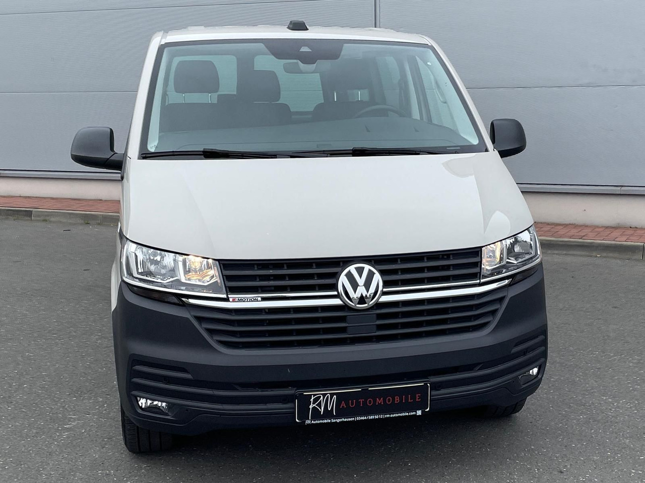 Volkswagen T6.1 Transporter 2.0 TDI lang 4MOTION SITZHZ NAV - Суцільнометалевий фургон: фото 3 Volkswagen T6.1 Transporter 2.0 TDI lang 4MOTION SITZHZ NAV - Суцільнометалевий фургон: фото 3