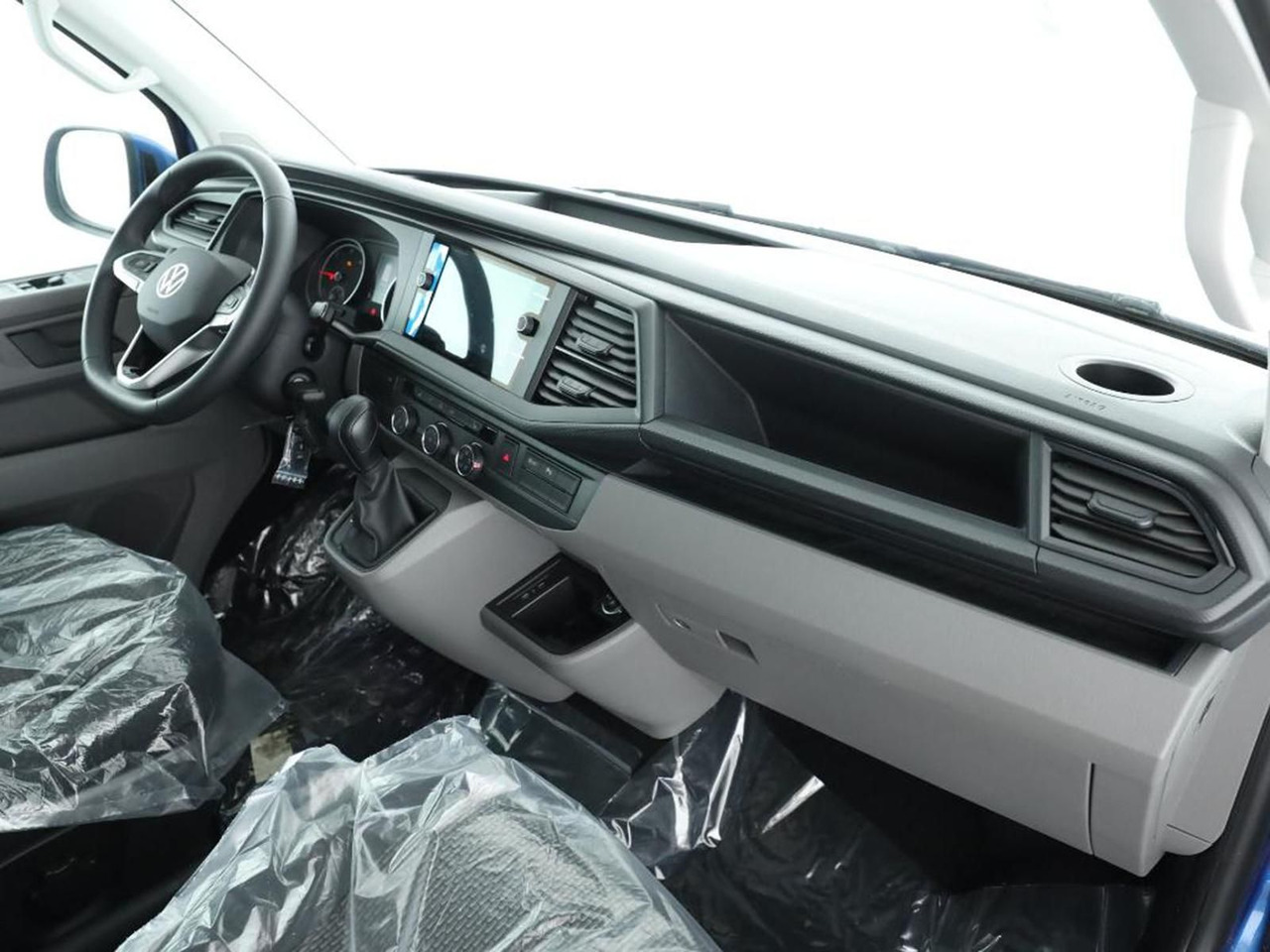 Volkswagen T6.1 Transporter Kombi KR Autom. LED TEMP SITZHZ - Мікроавтобус, Пасажирський фургон: фото 3 Volkswagen T6.1 Transporter Kombi KR Autom. LED TEMP SITZHZ - Мікроавтобус, Пасажирський фургон: фото 3