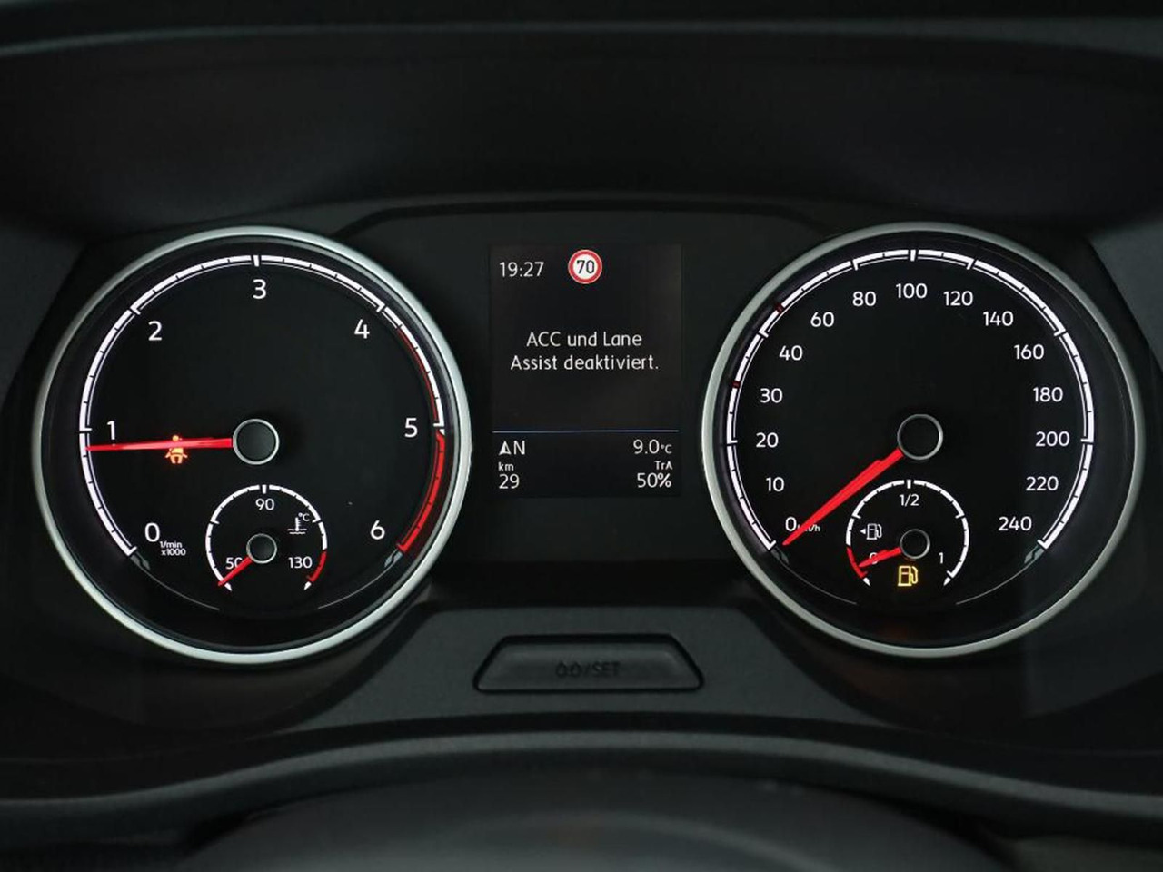 Універсал Volkswagen T6.1 Transporter Kombi KR LED STANDHZ ACC NAVI: фото 6 Універсал Volkswagen T6.1 Transporter Kombi KR LED STANDHZ ACC NAVI: фото 6