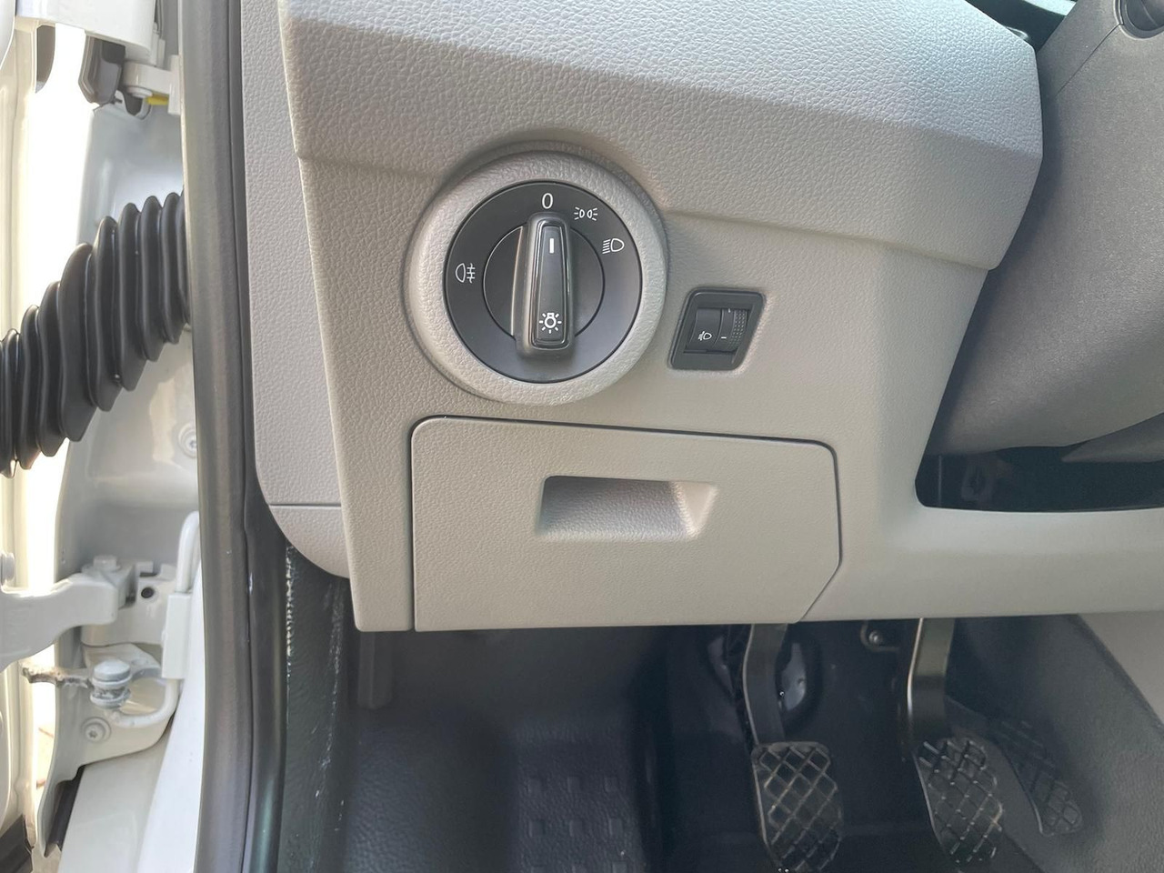 Суцільнометалевий фургон Volkswagen T6.1 Transporter LR 2.0 TDI KLIMA PDC: фото 33 Суцільнометалевий фургон Volkswagen T6.1 Transporter LR 2.0 TDI KLIMA PDC: фото 33